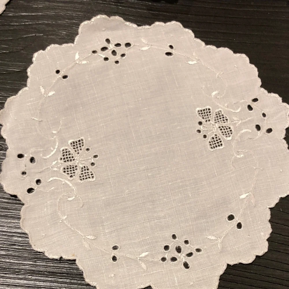 White Embroidered Linen Set (11)